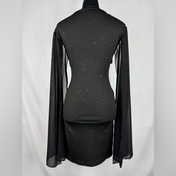 Elegant Black Dress with Cape Sleeves - Picture 6 of 7